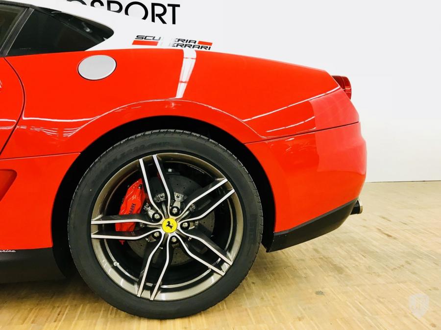 Детали экстерьера Ferrari 599 GTB 60F1 2011 года  (фото 12 из 22)